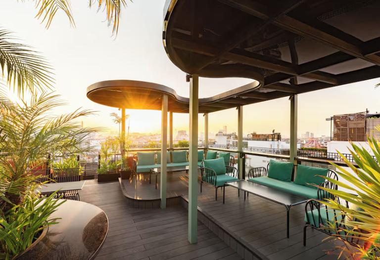 Khám Phá 15 Khách Sạn 5 Sao Nhất Hà Nội Đáng Trải Nghiệm Nhất 2026