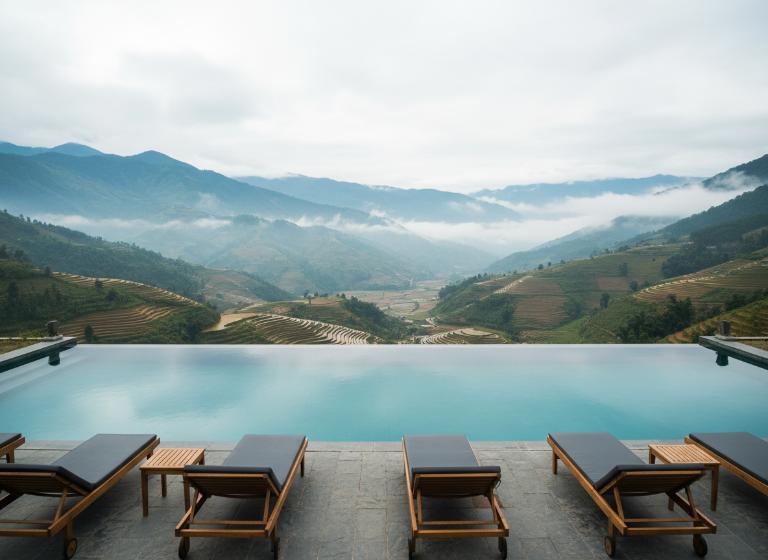 Mẹo Đặt Ph&ograve;ng M&ugrave;a Cao Điểm