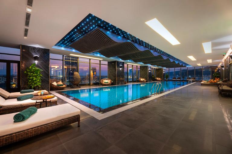 Khách Sạn 5 Sao Hạ Long 2026: Chọn Lựa, Đặt Phòng & Trải Nghiệm