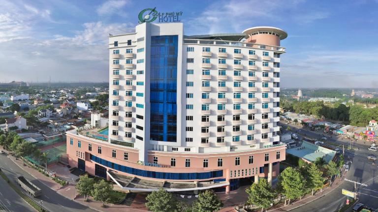 Golf Phu My Hotel