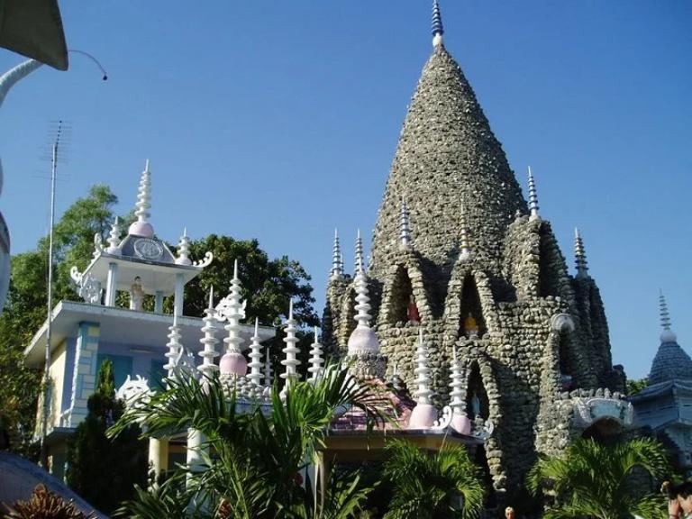 Ch&ugrave;a Ốc