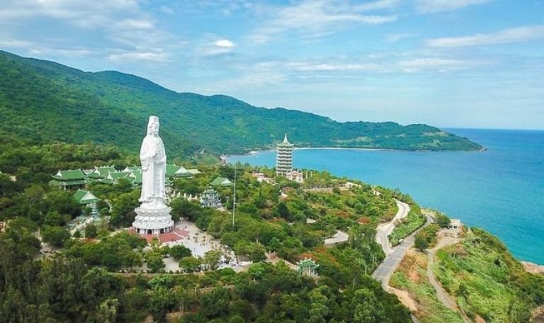 B&aacute;n đảo Sơn Tr&agrave;