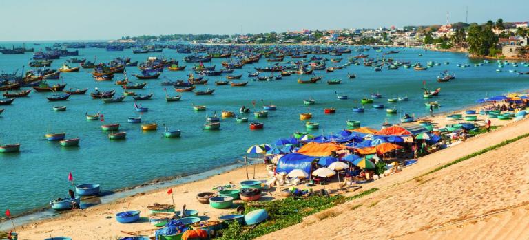 L&agrave;ng ch&agrave;i Mũi N&eacute; 