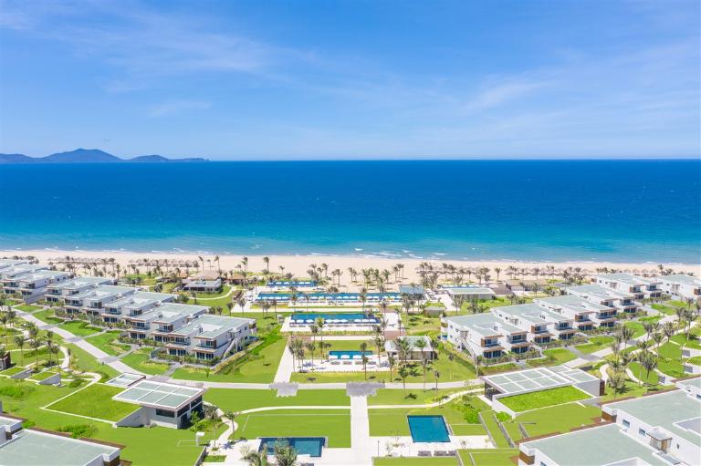 Khách Sạn Bãi Dài Cam Ranh: Khám Phá Resort 5 Sao & Giá Tốt 2026
