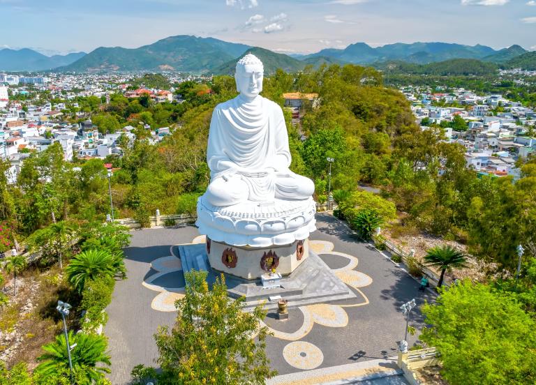 Ch&ugrave;a Long Sơn