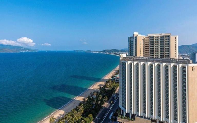 So s&aacute;nh t&ugrave;y chọn ph&ograve;ng v&agrave; view