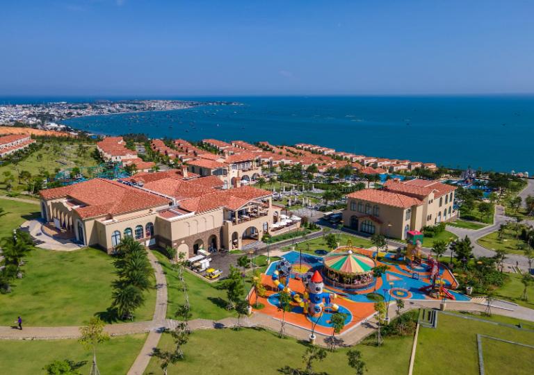 Centara Mirage Resort Mui Ne
