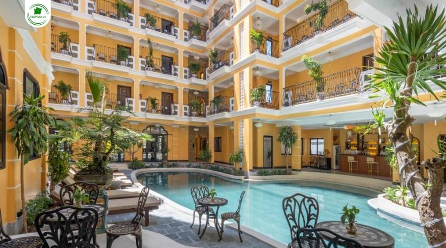 Khách sạn Hoian Babylon Luxury Hotel & Spa 5 sao gần phố cổ