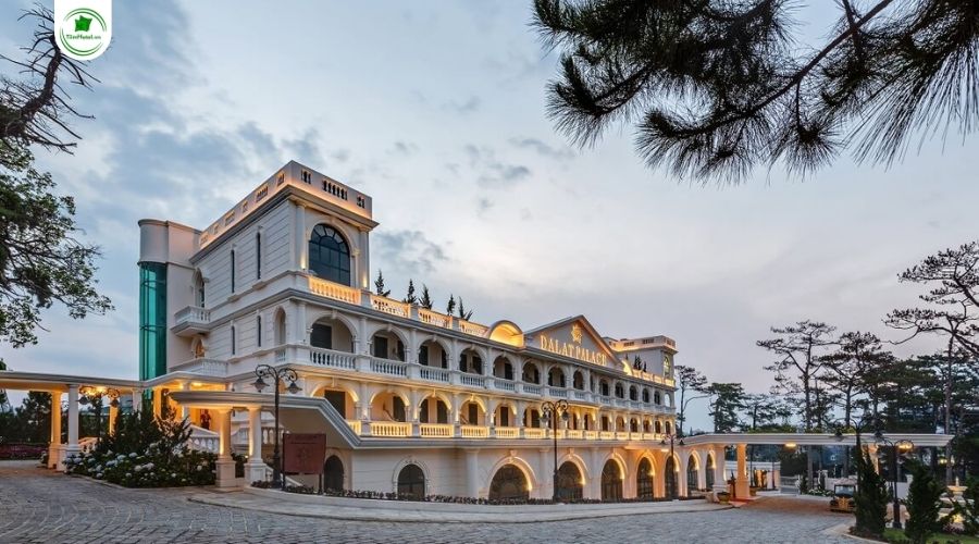 Khách sạn Đà Lạt Palace Convention 5 sao 