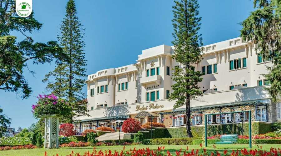 Khách sạn Dalat Palace Heritage Hotel view đẹp