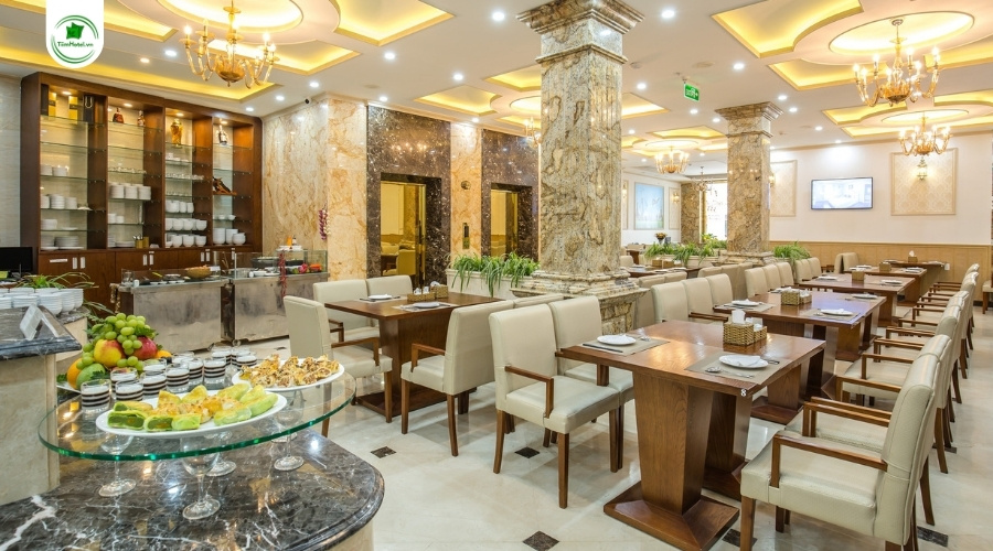 Khách sạn Roy Dala 3 sao gần chợ Đà Lạt có buffet sáng