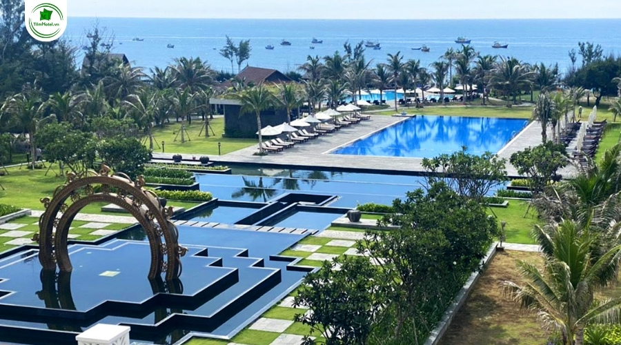 Khách sạn 4 sao Muine Bay Resort gần trung tâm Phan Thiết