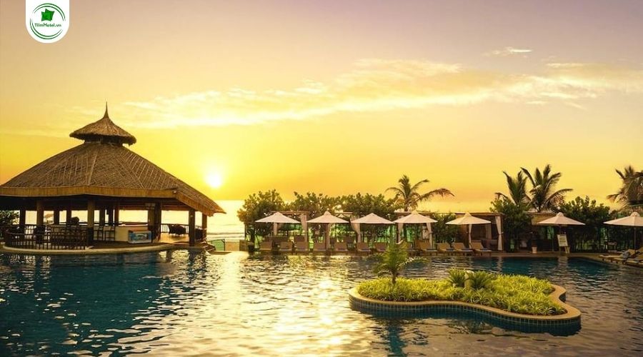 Khách sạn 4 sao The Sailing Bay Resort ở Phan Thiết