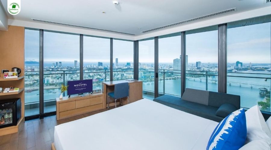 Phòng khách sạn 5 sao Novotel Danang Premier Han River