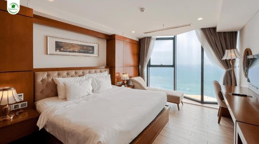Khách sạn 4 sao Paris Deli Danang Beach Hotel