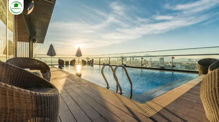 Khách sạn Dana Marina Hotel Đà Nẵng giá rẻ gần sông Hàn
