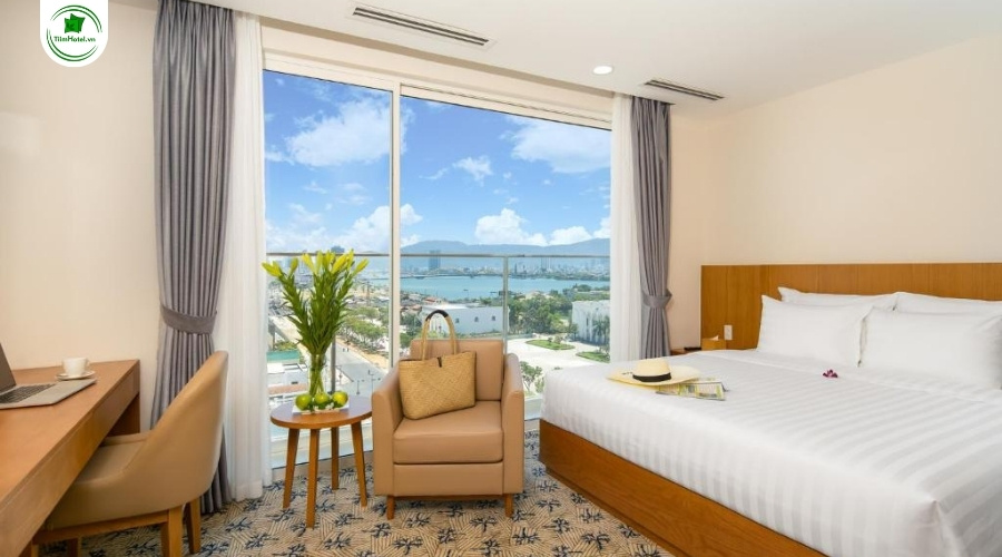 Khách sạn 3 sao Lamanga Hotel & Suites Đà Nẵng gần sông Hàn