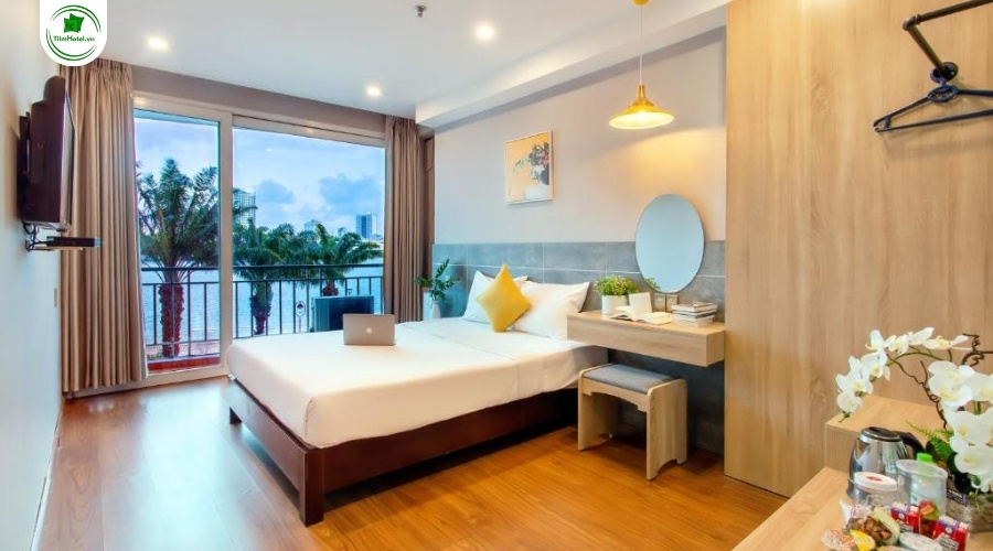 Khách sạn Happy Day Hotel and Spa đường Bạch Đằng Đà Nẵng giá rẻ