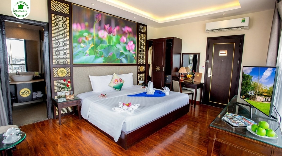 Khách sạn 3 sao Ideal Hotel trung tâm Huế