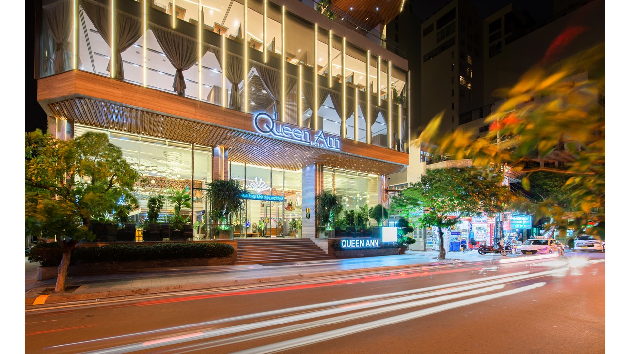 Khách sạn Queen Ann Nha Trang