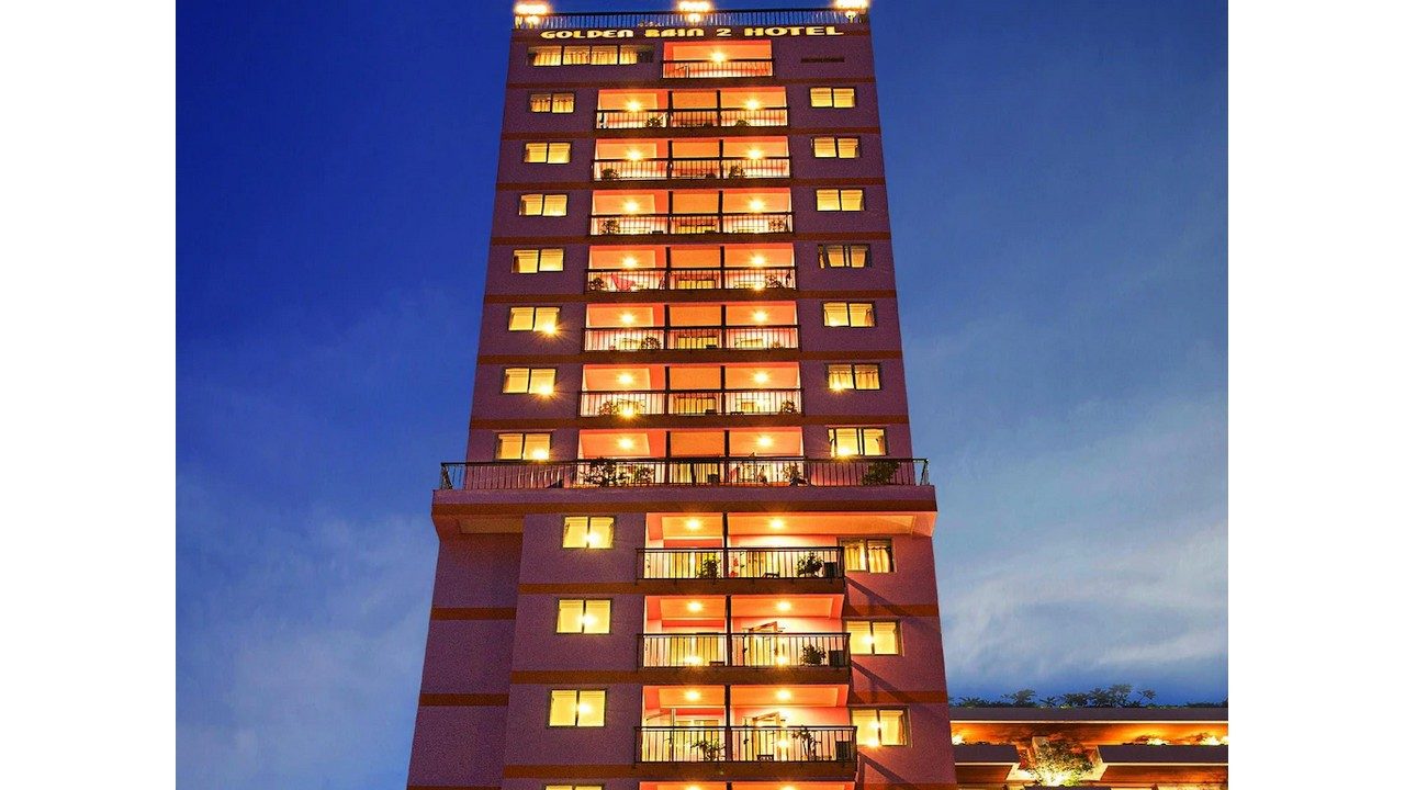 Golden Rain 2 Hotel