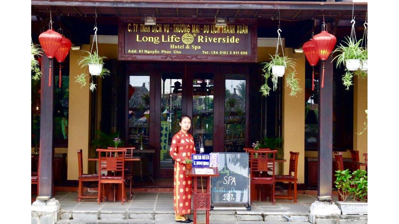 Long Life Riverside Hotel & Spa