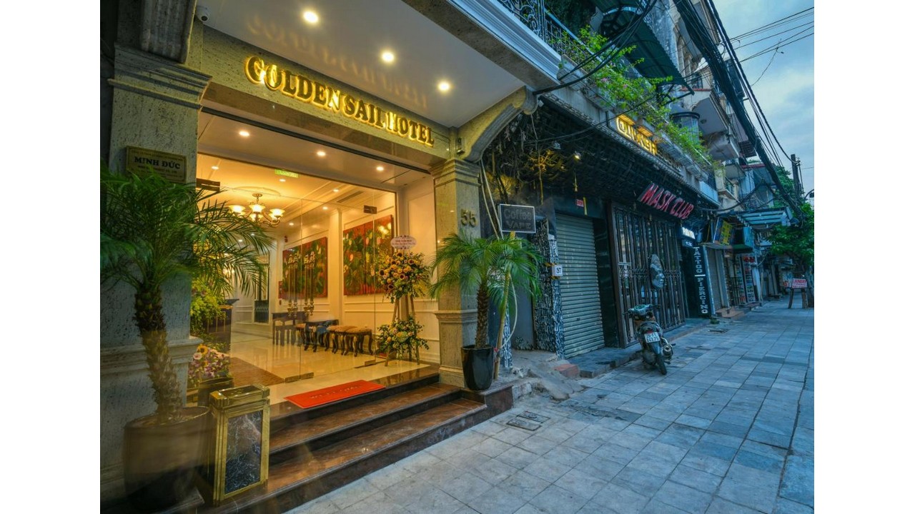 Golden Sail Hotel & Spa