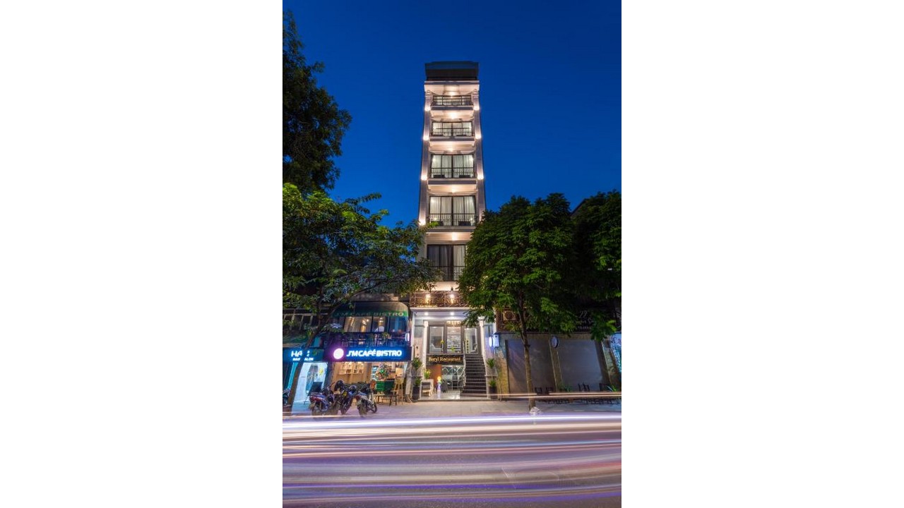 Avani Central Hotel