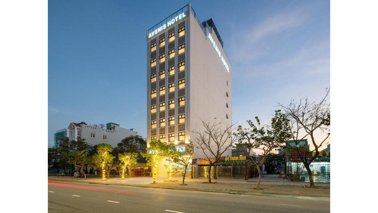 Avenis Hotel