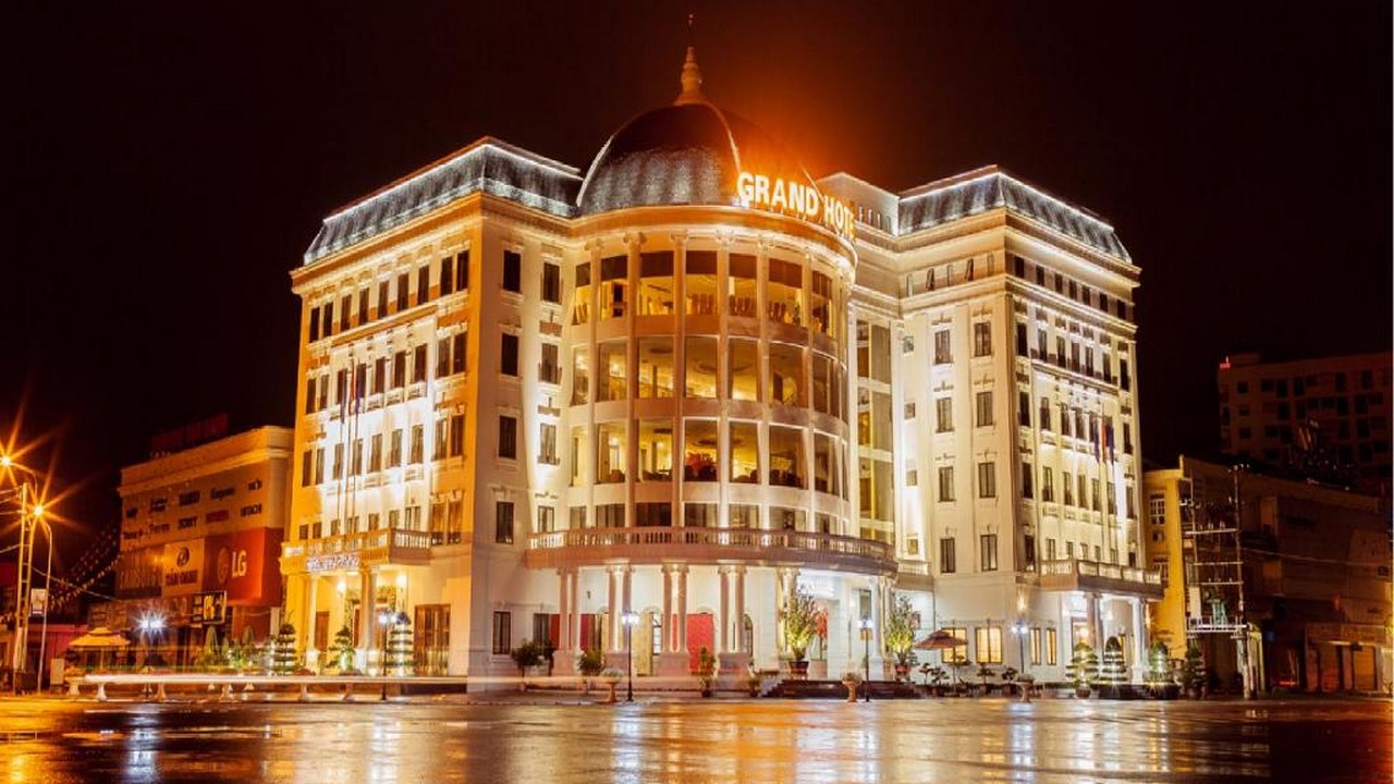 Grand Hotel - Diamond Palace Hòa Bình