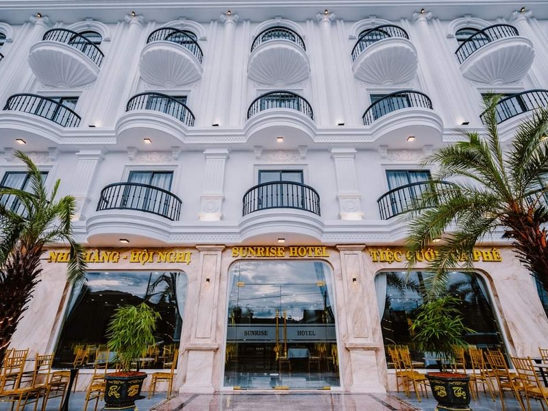Sunrise Hotel Hà Tiên