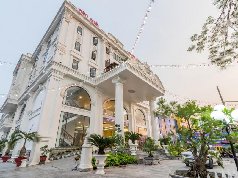 Khách sạn Tân An Palace