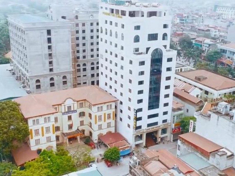Khách sạn Long Anh