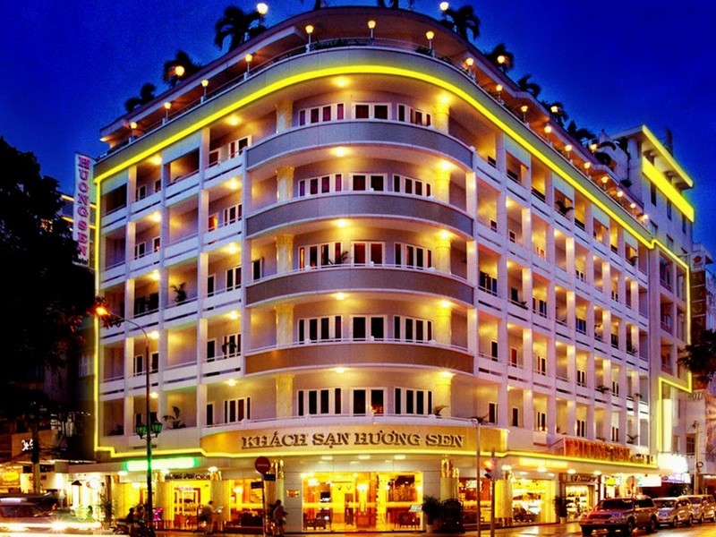 Hương Sen Hotel