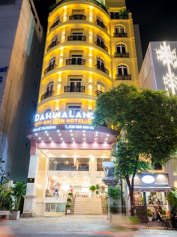 Dahlialand Saigon Hotel