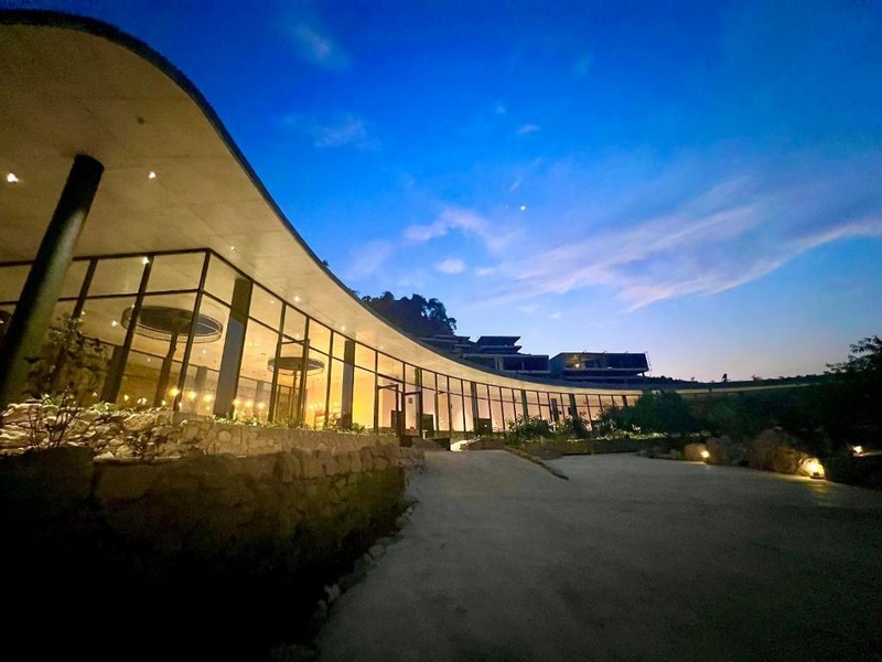 Vigolando Vân Hồ Resort