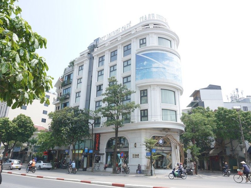 12 A&B Điện Biên Phủ Hotel