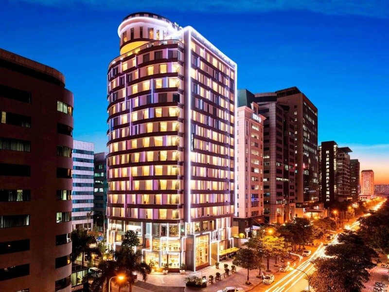 Khách Sạn Novotel Suites Hà Nội