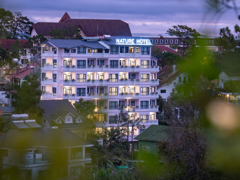 Nature Hotel - Lê Hồng Phong