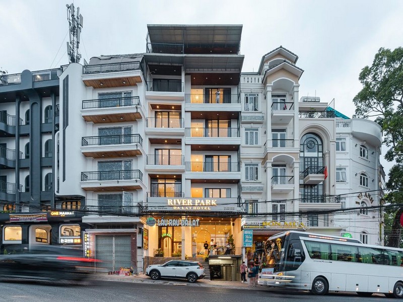 River Park Hotel