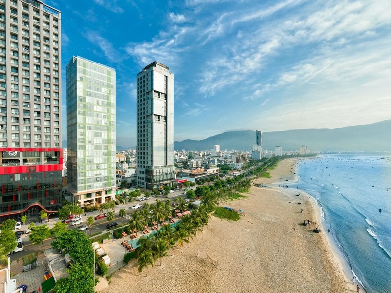 Signature By M Village Beach Front Hotel