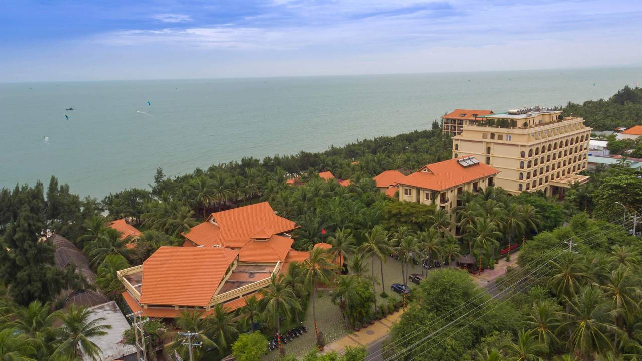 Sunny Beach Resort & Spa