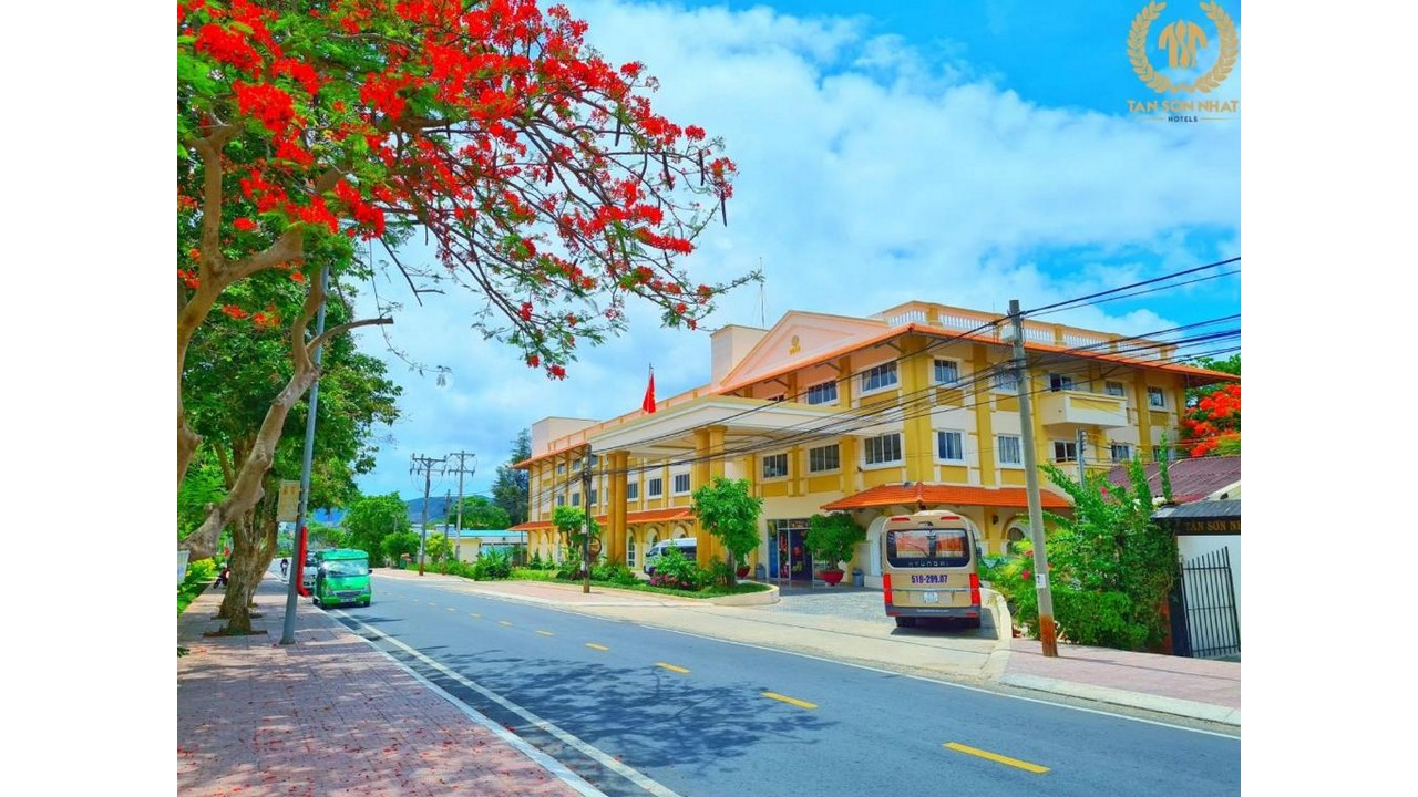 Tân Sơn Nhất Côn Đảo Resort