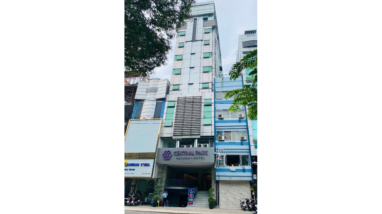 Central Park SaiGon Hotel