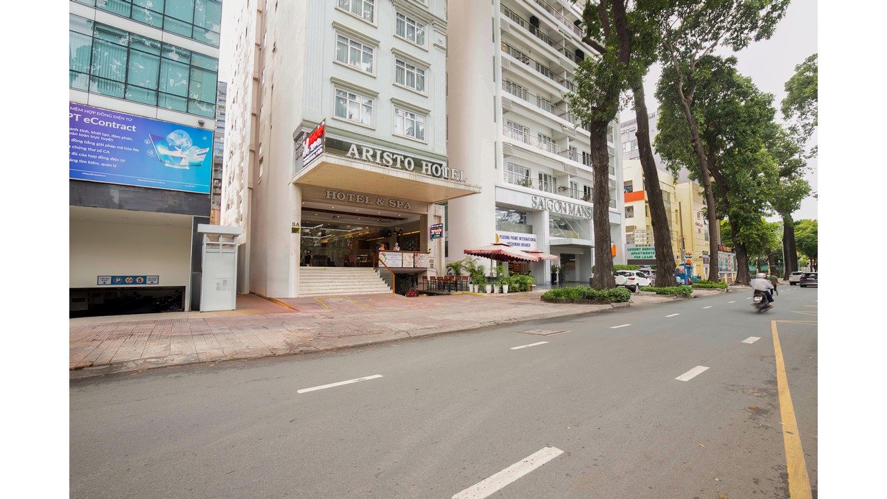 Khách sạn Aristo