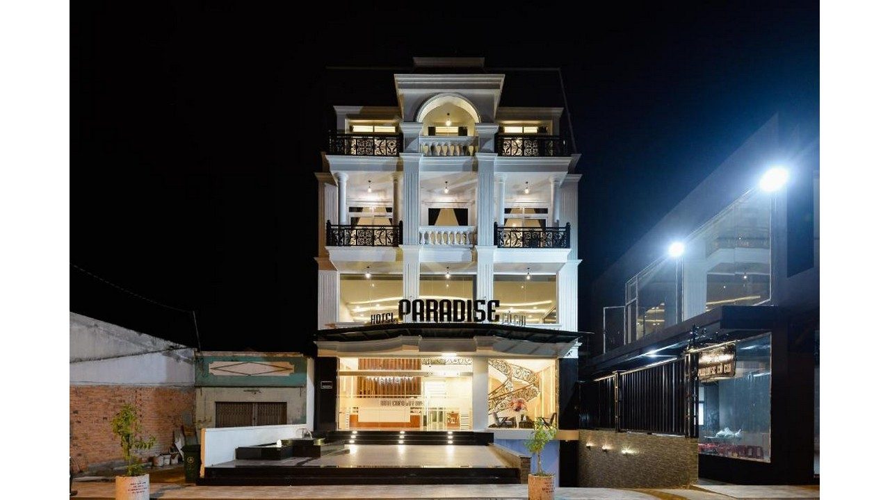 Paradise Hotel Củ Chi