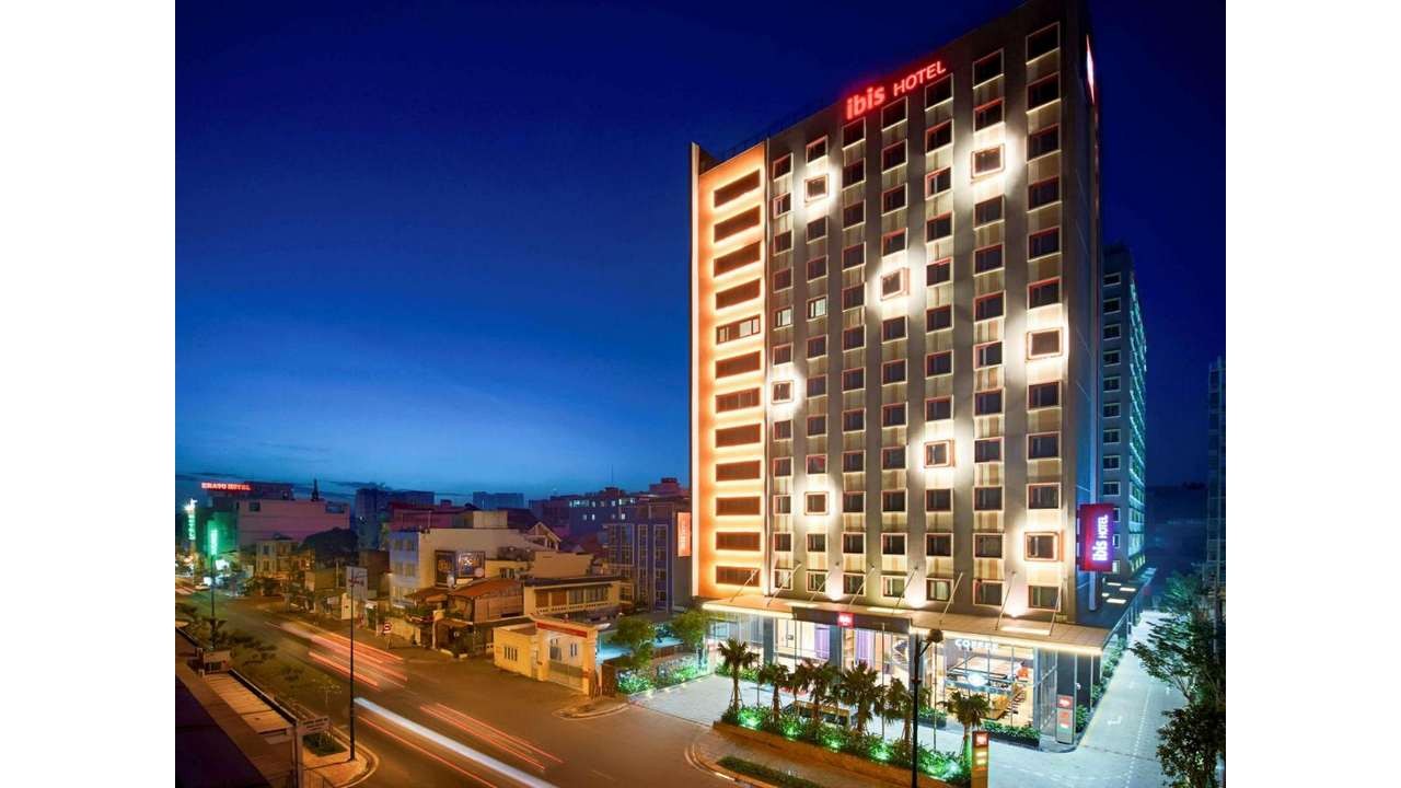 Ibis Saigon Airport Hotel