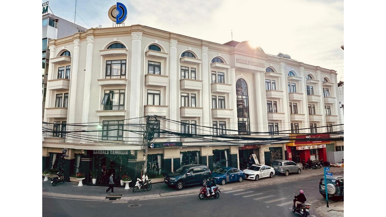 Sandals Star Hotel