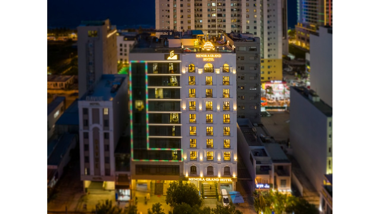 Menora Grand Hotel