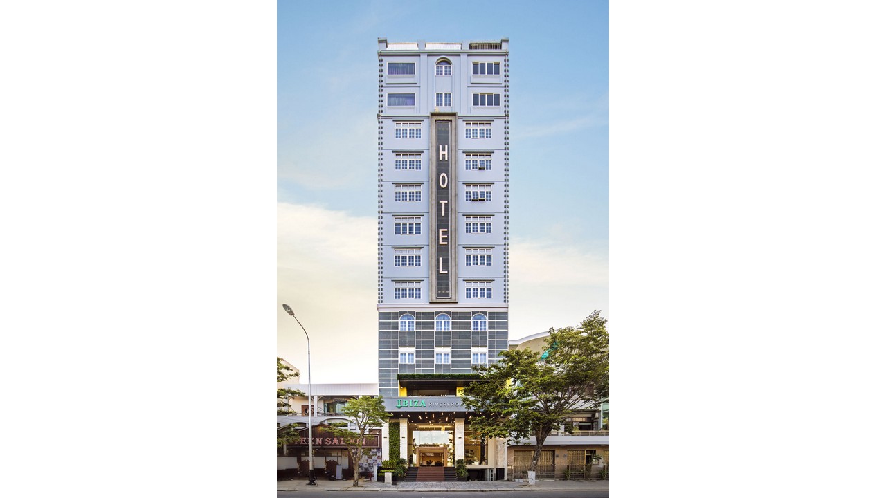 Ibiza Riverfront Hotel